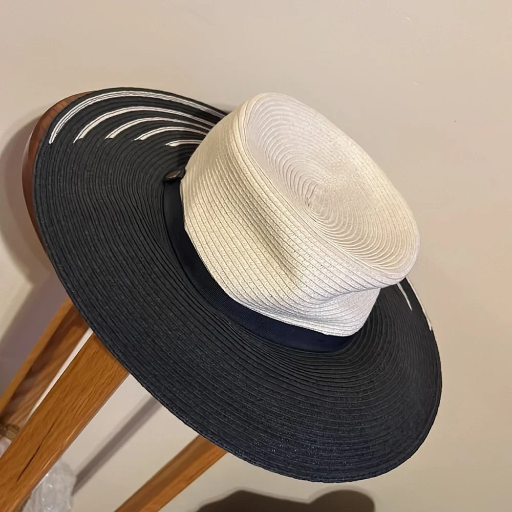 Goorin Bros bold hat makers since 1895 hat
